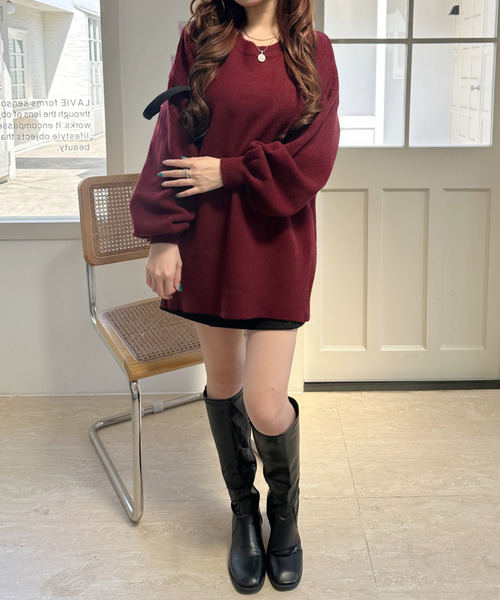 Ada.(エイダ)の「ドロップショルダー サイドスリット オーバーサイズ クルーネック ニット(ニット/セーター・レディース・ネイビー/レッド/チャコール/アイボリー・FREE)」の10枚目の写真