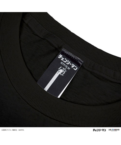 AIR TWOKYO(エアトゥーキョー)の「TVアニメ『チェンソーマン』ストリートアートTシャツ(早川アキ)(Tシャツ/カットソー・レディース・ブラック・SMALL/MEDIUM/LARGE/X-LARGE/XX-LARGE)」の3枚目の写真