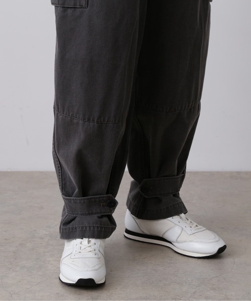 YLEVE(イレーヴ)の「YLEVE / COTTON TWILL PIGMENT OVERDYE TROUSERS(その他パンツ・メンズ・グレー・4/3)」の11枚目の写真