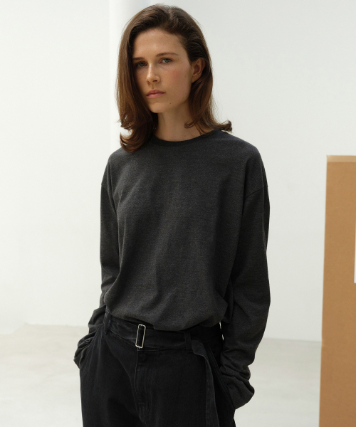 LEVAR（レバー）の「Always Relaxed T-shirt - Charcoal（Tシャツ/カットソー・レディース・その他・FREE）」の2枚目の写真