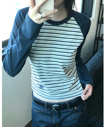 Hストライプラグラン長袖Tシャツ（ネイビー）