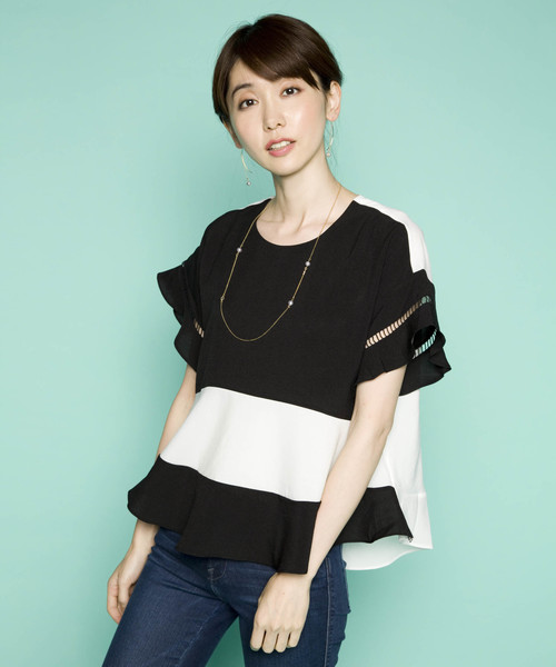 PLAIN CLOTHING（プレーンクロージング）の「切り替えブラウス【PLAIN CLOTHING】（シャツ/ブラウス・レディース・ブルー/ベージュ/ネイビー/ブラック・FREE）」の2枚目の写真