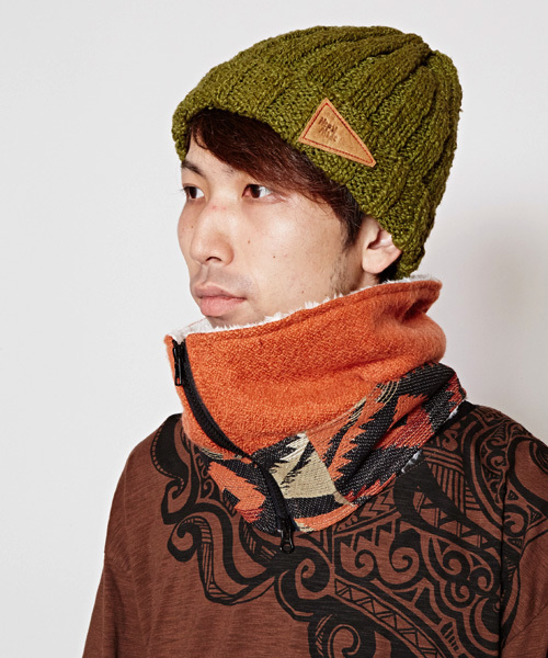 チャイハネ(チャイハネ)の「【チャイハネ】エスニック柄ボア付きネックウォーマー(ネックウォーマー/スヌード・レディース・ブラック/ブルー/ベージュ/オレンジ・FREE)」の10枚目の写真