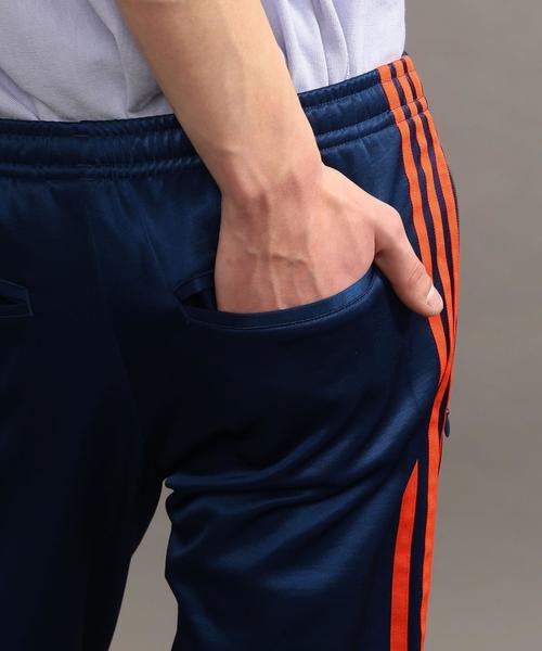 adidas Originals(アディダスオリジナルス)の「【別注】 <adidas Originals(アディダス)> TAPERED TRACK PANTS/パンツ ◆(その他パンツ・メンズ・ブラック/ネイビー・MEDIUM/X-LARGE/LARGE/XO)」の20枚目の写真