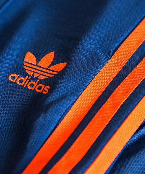 adidas Originals(アディダスオリジナルス)の「【別注】 <adidas Originals(アディダス)> TAPERED TRACK PANTS/パンツ ◆(その他パンツ・メンズ・ブラック/ネイビー・MEDIUM/X-LARGE/LARGE/XO)」の6枚目の写真