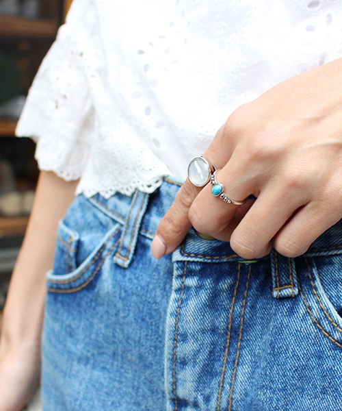 MODE ROBE（モードローブ）の「【Silver925】オーバルストーンリング（リング・レディース・グレー/ブルー/ターコイズブルー/ピンク・12号）」の3枚目の写真