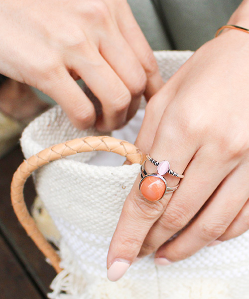 MODE ROBE（モードローブ）の「【Silver925】オーバルストーンリング（リング・レディース・グレー/ブルー/ターコイズブルー/ピンク・12号）」の6枚目の写真