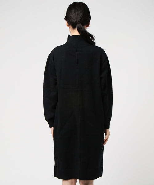 koe（コエ）の「バックシームタートルニットワンピース（ワンピース・レディース・キャメル/チャコールグレー/ブラック・L/M/S）」の5枚目の写真