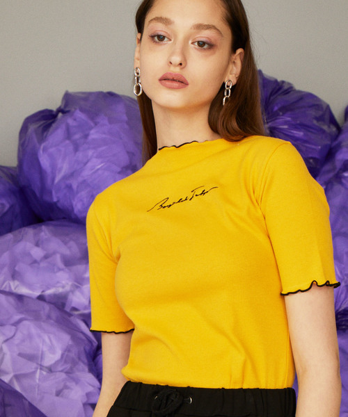 WHO'S WHO gallery（フーズフーギャラリー）の「BOOGIE BACKメローDRAW半袖TEE（Tシャツ/カットソー・レディース・ホワイト/ブルー/イエロー/オレンジ/ブラック/パープル/ブラウン/マスタード/ボルドー・FREE）」の7枚目の写真