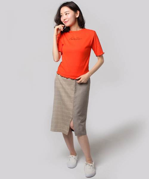 WHO'S WHO gallery（フーズフーギャラリー）の「BOOGIE BACKメローDRAW半袖TEE（Tシャツ/カットソー・レディース・ホワイト/ブルー/イエロー/オレンジ/ブラック/パープル/ブラウン/マスタード/ボルドー・FREE）」の21枚目の写真