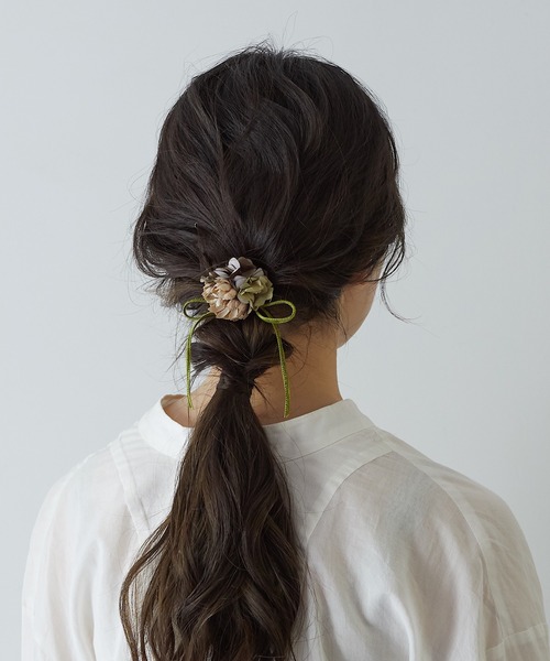 m.soeur（エムスール）の「デイジーとあじさいの小さなコサージュ＊（ブローチ/コサージュ・レディース・ブルー/ホワイト/ブラック/グリーン/イエロー/ピンク・FREE）」の10枚目の写真
