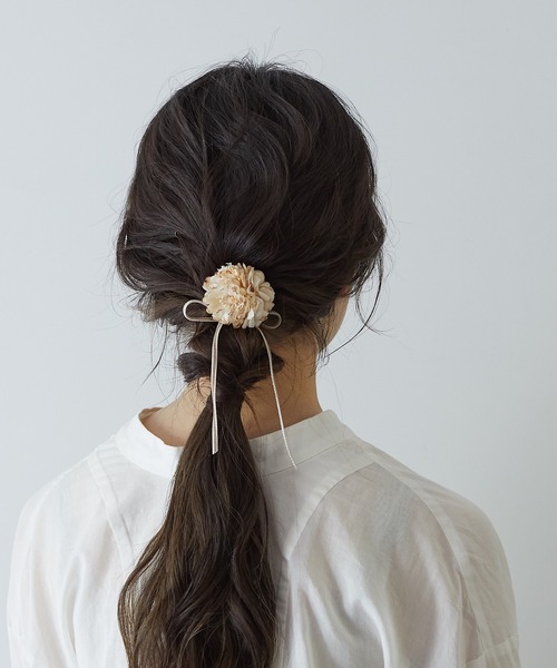 m.soeur（エムスール）の「デイジーとあじさいの小さなコサージュ＊（ブローチ/コサージュ・レディース・ブルー/ホワイト/ブラック/グリーン/イエロー/ピンク・FREE）」の7枚目の写真