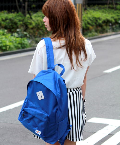 Dickies(ディッキーズ)の「WEGO/Dickiesデイパック(バックパック/リュック・メンズ・ブラック/ケリー/サックスブルー/ブルー系その他/ロイヤルブルー/ライトパープル/レッド系その他・FREE)」の5枚目の写真