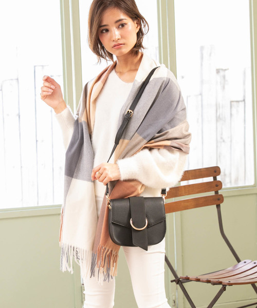 Edit Sheen(エディットシーン)の「ゴールドリングポシェット(ショルダーバッグ・レディース・ブラック/ブラウン・FREE)」の11枚目の写真