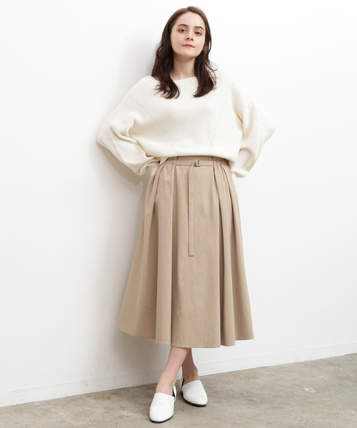 SALON adam et rope'(サロン アダム エ ロペ)の「ドライツイルフロントベルトタックスカート(スカート・レディース・ベージュ/パープル/オフホワイト・FREE)」の11枚目の写真