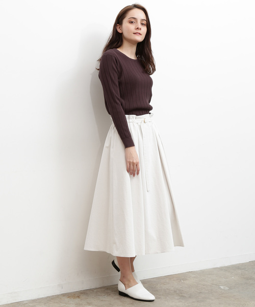 SALON adam et rope'(サロン アダム エ ロペ)の「ドライツイルフロントベルトタックスカート(スカート・レディース・ベージュ/パープル/オフホワイト・FREE)」の16枚目の写真