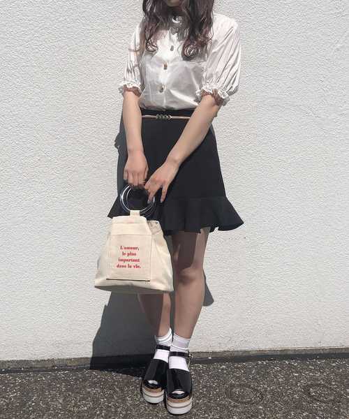 one after another NICE CLAUP（ワンアフターアナザーナイスクラップ）の「ベルト付きフリルショートパンツ（その他パンツ・レディース・ブラック/ブラウン/チェック・FREE）」の8枚目の写真