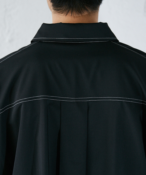 kutir(クティール)の「【ウルトラオーバーシルエット】配色ステッチシャツ(シャツ/ブラウス・メンズ・ブラック/ベージュ・LARGE/MEDIUM)」の10枚目の写真