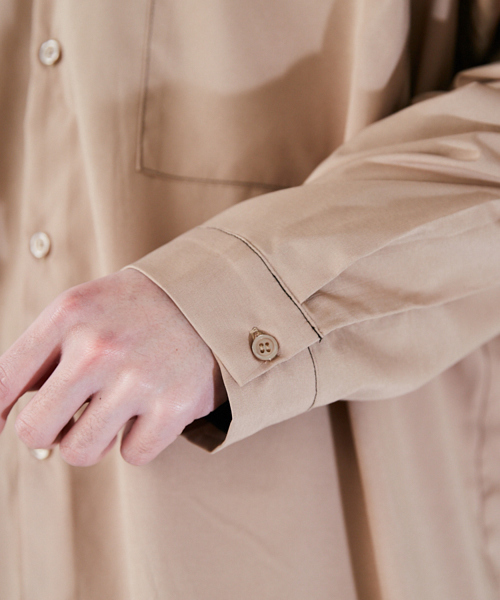 kutir(クティール)の「【ウルトラオーバーシルエット】配色ステッチシャツ(シャツ/ブラウス・メンズ・ブラック/ベージュ・LARGE/MEDIUM)」の21枚目の写真