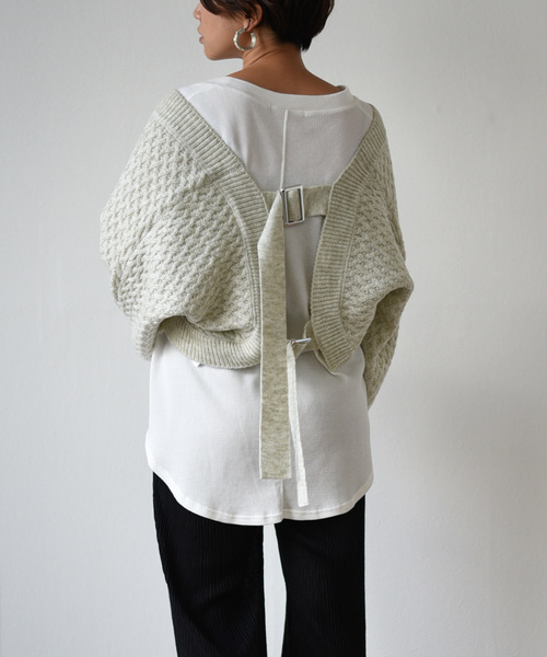 LHELBIE（レルビエ）の「バックベルトショートボレロボリュームカーディガン（カーディガン/ボレロ・レディース・ブラック/ベージュ/アイボリー/ブラウン/オフホワイト・M）」の2枚目の写真