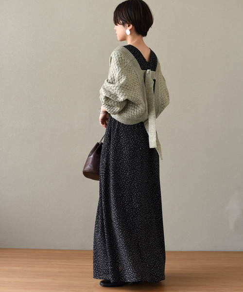 LHELBIE（レルビエ）の「バックベルトショートボレロボリュームカーディガン（カーディガン/ボレロ・レディース・ブラック/ベージュ/アイボリー/ブラウン/オフホワイト・M）」の9枚目の写真