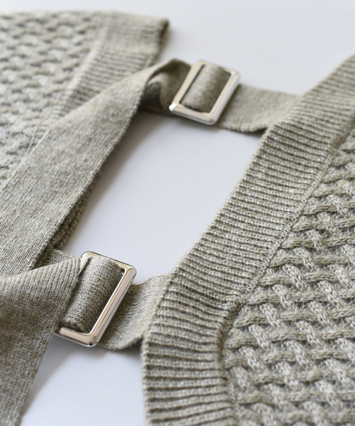 LHELBIE（レルビエ）の「バックベルトショートボレロボリュームカーディガン（カーディガン/ボレロ・レディース・ブラック/ベージュ/アイボリー/ブラウン/オフホワイト・M）」の11枚目の写真