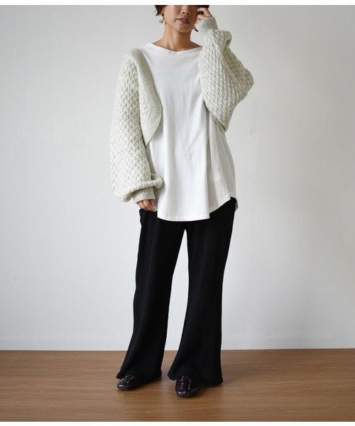 LHELBIE（レルビエ）の「バックベルトショートボレロボリュームカーディガン（カーディガン/ボレロ・レディース・ブラック/ベージュ/アイボリー/ブラウン/オフホワイト・M）」の19枚目の写真