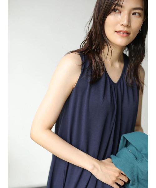 AMERICAN HOLIC（アメリカンホリック）の「Vネックギャザーマキシワンピース　＊（ワンピース・レディース・チャコールグレー/ネイビー/ブラウン・M/L）」の11枚目の写真