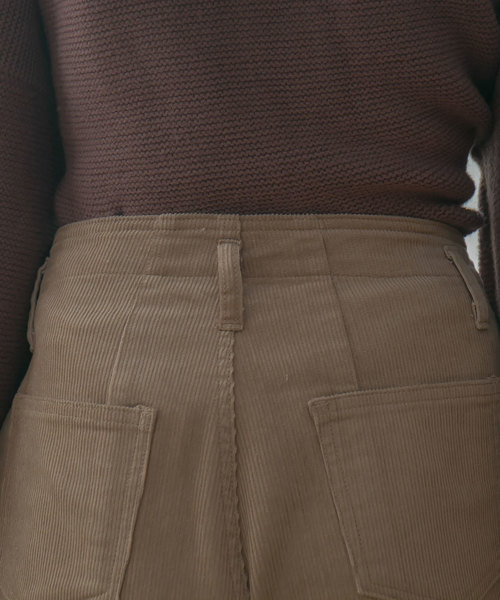 rectangle（レクタングル）の「センタースリットコーデュロイワイドパンツ（その他パンツ・レディース・ブラック/パープル/ブラウン/アイボリー/ライトベージュ・MEDIUM/LARGE）」の17枚目の写真