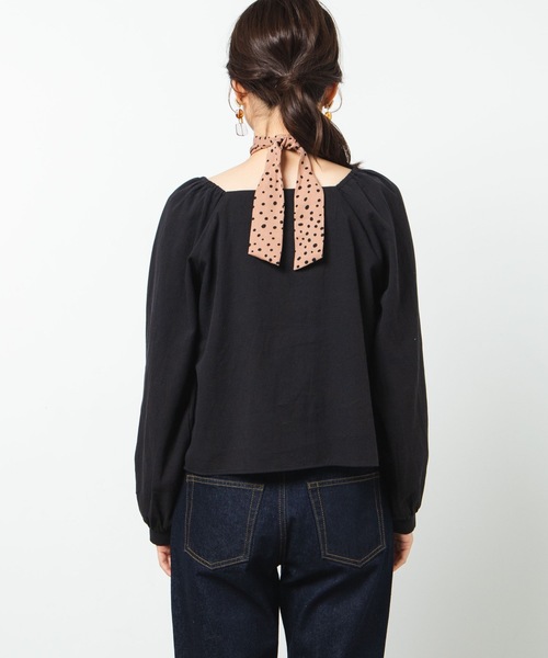 WEGO(ウィゴー)の「WEGO/【2点セット】スカーフ付きボリュームスリーブブラウス(シャツ/ブラウス・レディース・アイボリー/ブラック・FREE)」の7枚目の写真