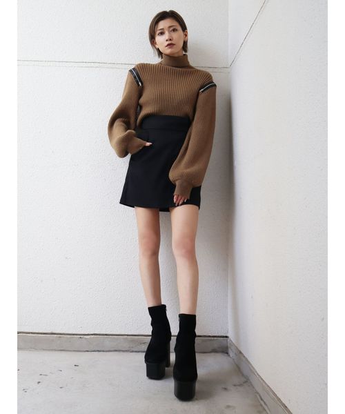 EMODA（エモダ）の「アームジップニットトップ（ニット/セーター・レディース・ブラック/ホワイト/カーキ/ベージュ・FREE）」の20枚目の写真