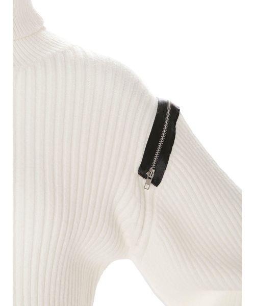 EMODA（エモダ）の「アームジップニットトップ（ニット/セーター・レディース・ブラック/ホワイト/カーキ/ベージュ・FREE）」の17枚目の写真