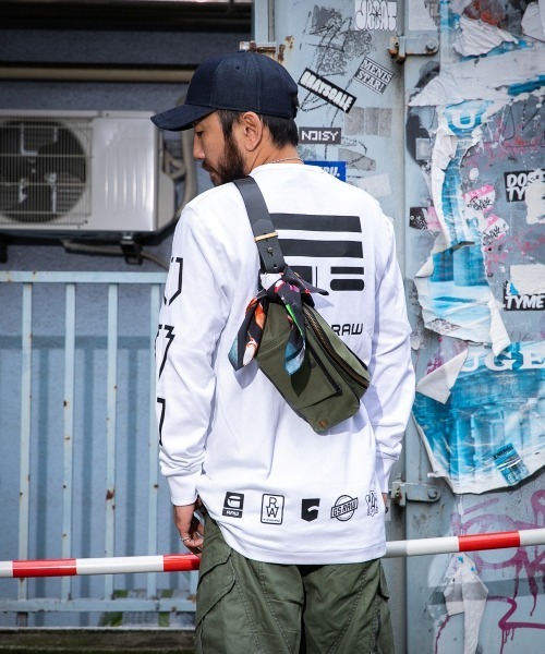 G-STAR（ジースター）の「Multi Arm GR Shield T-Shirt（Tシャツ/カットソー・メンズ・ホワイト・SMALL/MEDIUM/LARGE/X-SMALL/XX-SMALL/X-LARGE）」の9枚目の写真