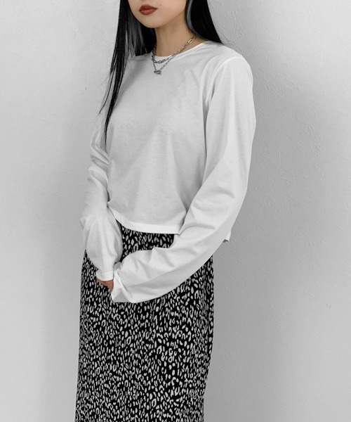 LVEU.（ラブユ.）の「Short long T-shirt / ショートロングＴシャツ（Tシャツ/カットソー・レディース・ホワイト/ブラック・FREE）」の16枚目の写真