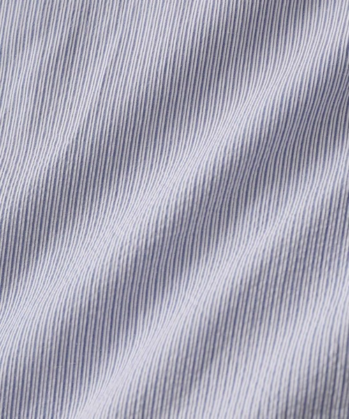 ADAM ET ROPE'（アダムエロペ）の「バックツイストノースリーブシャツ（シャツ/ブラウス・レディース・オフホワイト/サックスブルー・FREE）」の16枚目の写真