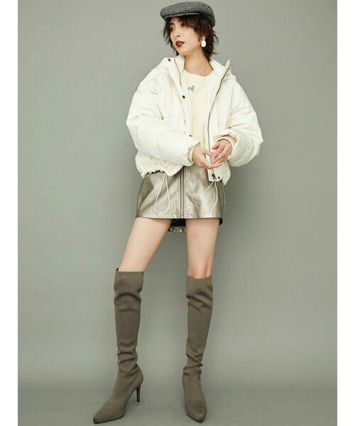 GYDA(ジェイダ)の「【WEB限定】ショートダウンコート(ダウンジャケット/コート・レディース・ブラック/オフホワイト/その他1・FREE)」の5枚目の写真