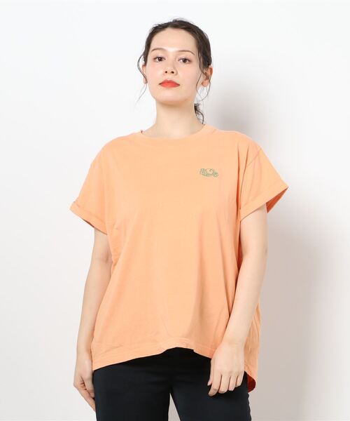 FRUIT OF THE LOOM(フルーツオブザルーム)の「バックアシンメトリースリットTシャツ / 半袖 / スリット / ロゴ / ワンポイント / カジュアル / セットアップ(Tシャツ/カットソー・レディース・ブラウン/グレー/オレンジ/グリーン・M/L)」の9枚目の写真