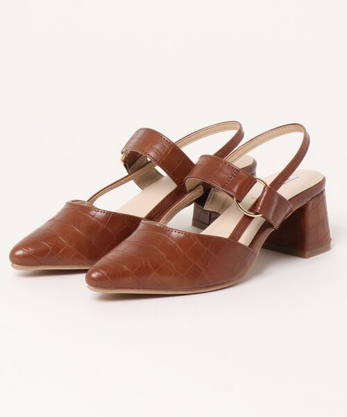 attagirl(アタガール)の「ポインテッドトゥバックストラップミュールパンプス(パンプス・レディース・ホワイト/ホワイト系その他/ブラック系その他/グレー系その他/ベージュ系その他/ブラック/ブラウン/ベージュ・S/M/L/LL)」の6枚目の写真