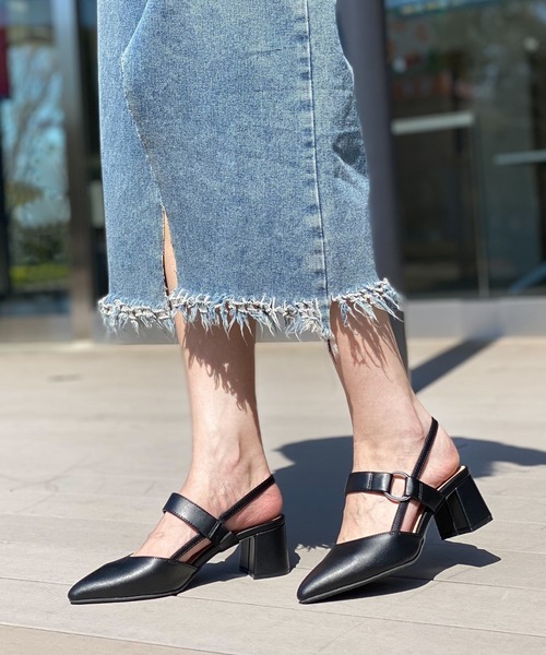 attagirl(アタガール)の「ポインテッドトゥバックストラップミュールパンプス(パンプス・レディース・ホワイト/ホワイト系その他/ブラック系その他/グレー系その他/ベージュ系その他/ブラック/ブラウン/ベージュ・S/M/L/LL)」の14枚目の写真