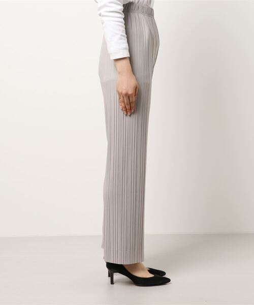 jumelle(ジュメロ)の「プリーツパンツ(その他パンツ・レディース・ブラック/グレイッシュベージュ・FREE)」の4枚目の写真