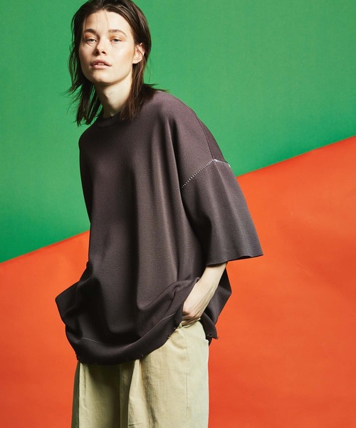 MAISON SPECIAL（メゾンスペシャル）の「《ユニセックスアイテム》エンブロイダリープライムオーバークラッシュミラノリブニットTシャツ 【MAISON SPECIAL/メゾンスペシャル】（Tシャツ/カットソー・メンズ・ブラック/ダークパープル/ラベンダー/グレイッシュベージュ・44/46）」の4枚目の写真