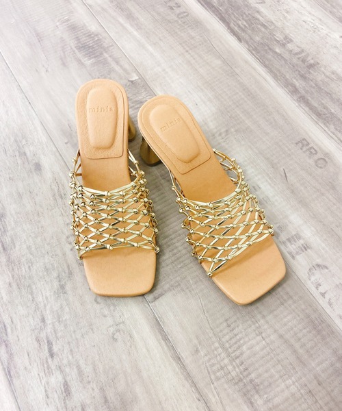 Factor=（ファクターイコール）の「ハンドメッシュスクエアヒールミュール（サンダル・レディース・ブラック/ゴールド/アイボリー・S/M/L）」の5枚目の写真