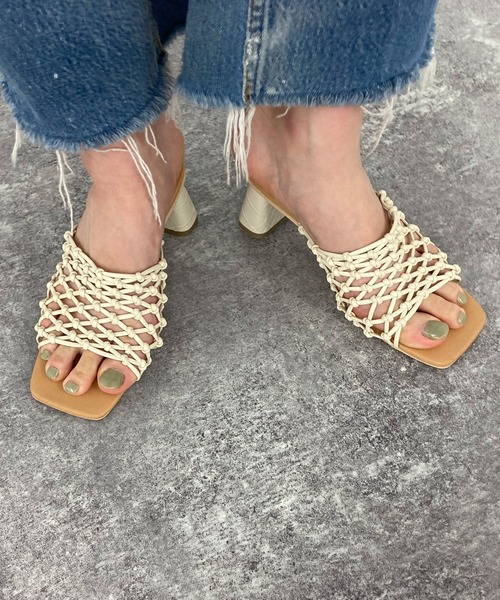 Factor=（ファクターイコール）の「ハンドメッシュスクエアヒールミュール（サンダル・レディース・ブラック/ゴールド/アイボリー・S/M/L）」の7枚目の写真