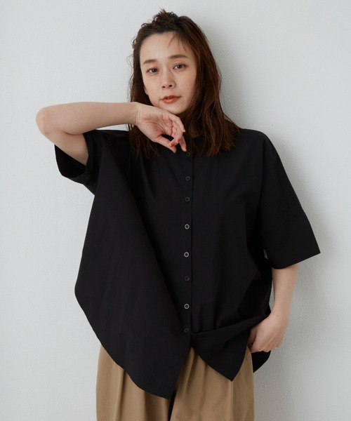 Libra Cue（リブラ キュー）の「バンドカラーラウンドヘムシャツ