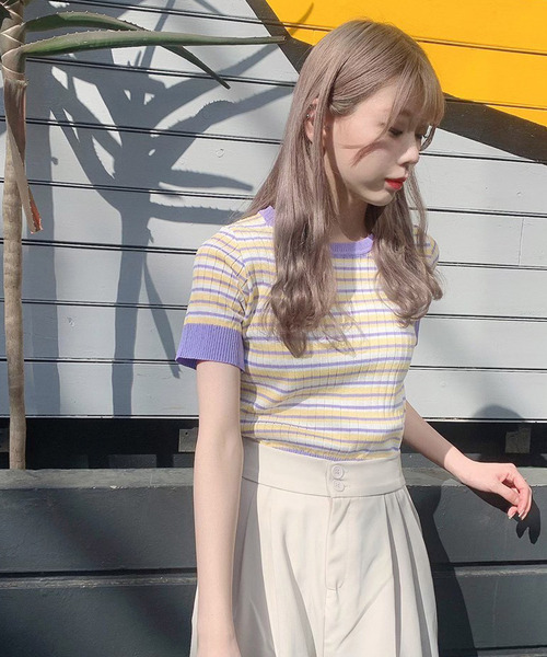 Voyage titty&Co.PETIT（ボヤージュティティアンドコープチ）の「【Voyage titty&Co.】マルチボーダープルオーバー（ニット/セーター・レディース・ブラック/グリーン/イエロー/パープル/グレー・FREE）」の4枚目の写真