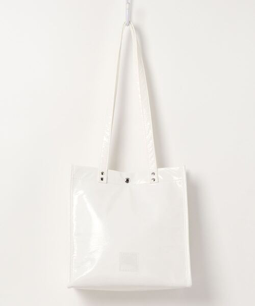 EDT(イーディーティー)の「EDT BOXBAG LEIGH(ショルダーバッグ・レディース・グレー/ホワイト/ブラック・FREE)」の1枚目の写真