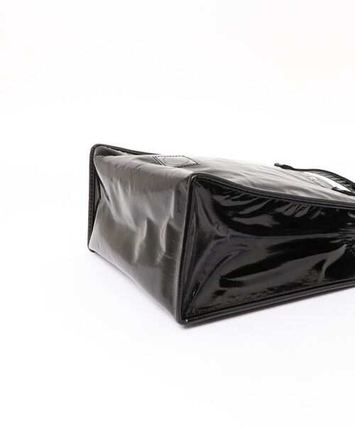 EDT(イーディーティー)の「EDT BOXBAG LEIGH(ショルダーバッグ・レディース・グレー/ホワイト/ブラック・FREE)」の5枚目の写真