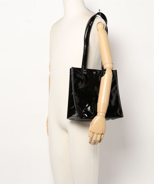 EDT(イーディーティー)の「EDT BOXBAG LEIGH(ショルダーバッグ・レディース・グレー/ホワイト/ブラック・FREE)」の7枚目の写真