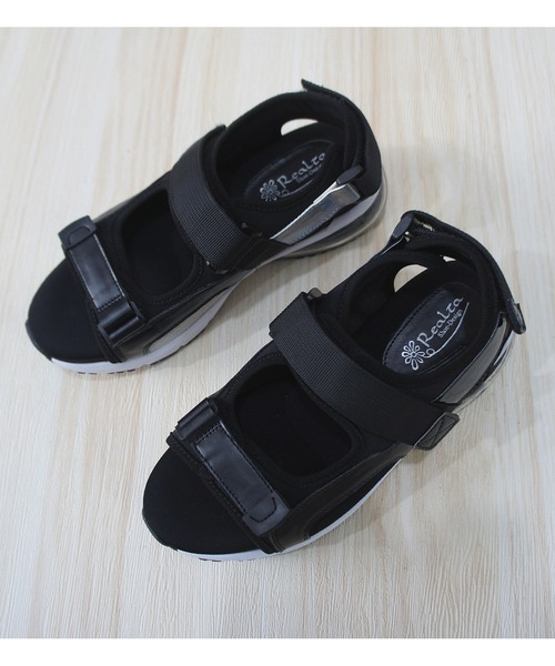 Realta（レアルタ）の「Realta(レアルタ) ダブルベルトベルクロエアー底スポーツ サンダル（サンダル・レディース・ブラック/グレー・S/LL/M/L）」の11枚目の写真