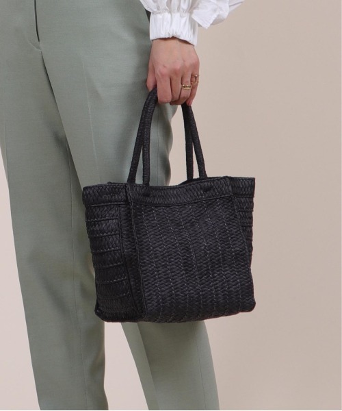 BASE（ベース）の「レディース カゴ トートバッグ（かごバッグ・レディース・ベージュ/ブラック/グレー系その他/ベージュ系その他/グレー/ピンク・FREE）」の2枚目の写真